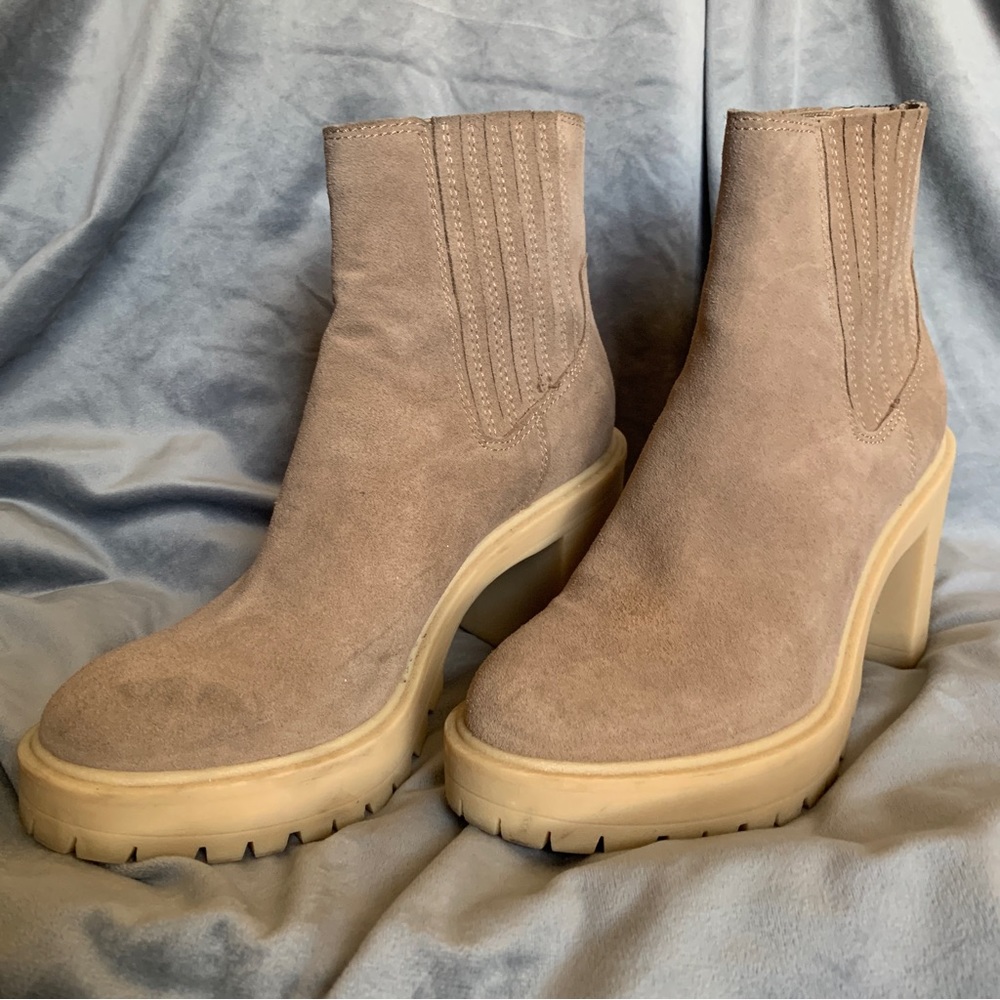 Dolce Vita 8.5 WATERPROOF Suede Caster H2O Booties GUC - Picture 4 of 10